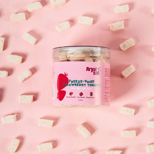 Arya Sit Strawberry Yogurt Freeze-Dried Treats